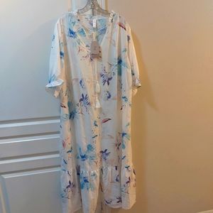 ZOLUCKY NWT  Floral Design White Maxi Dress Size 2X